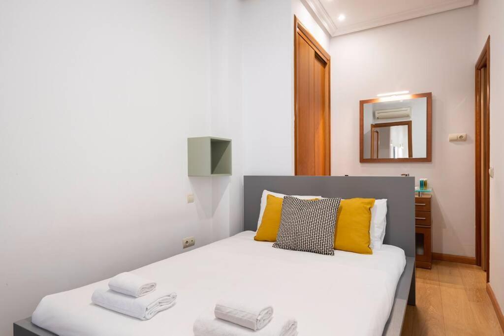 Flat In Barrio De Las Letras / Cervantes20 Madrid Exterior photo